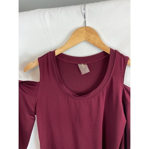 CALIA By Carrie Underwood Cold Shoulder Top Size Small - Picture 4 of 7